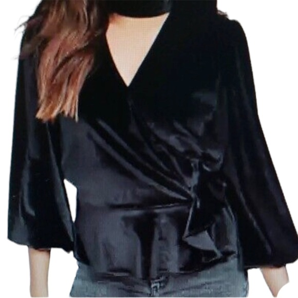 𝅺NEW YORK AND COMPANY Velour Crisscross Blouse Choker Neckline Size XL - Picture 1 of 9